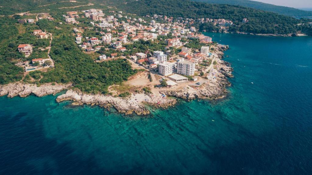 Apartments Lux Lukic ウトイェハ エクステリア 写真