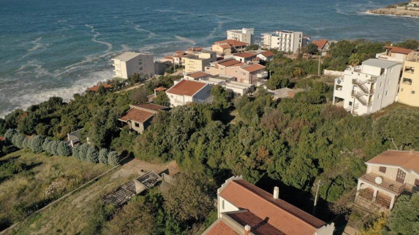 Apartments Lux Lukic ウトイェハ エクステリア 写真